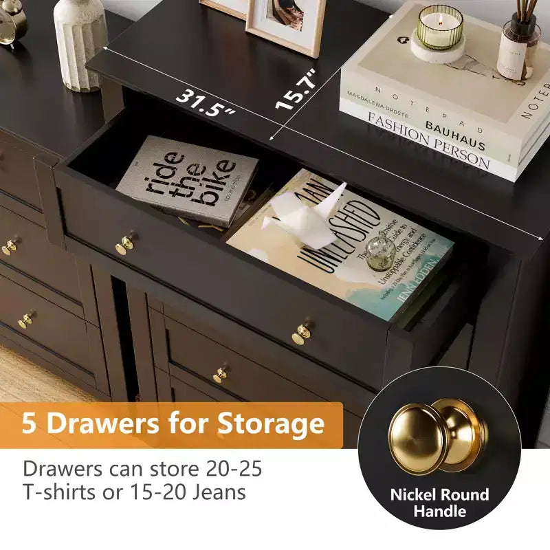 Commode haute à 5 tiroirs avec poignées rondes en nickel et kit anti-basculement – Bois blanc