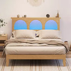 Lit plateforme bohème avec tête de lit en rotin, lumières LED et étagères de rangement – Naturel
