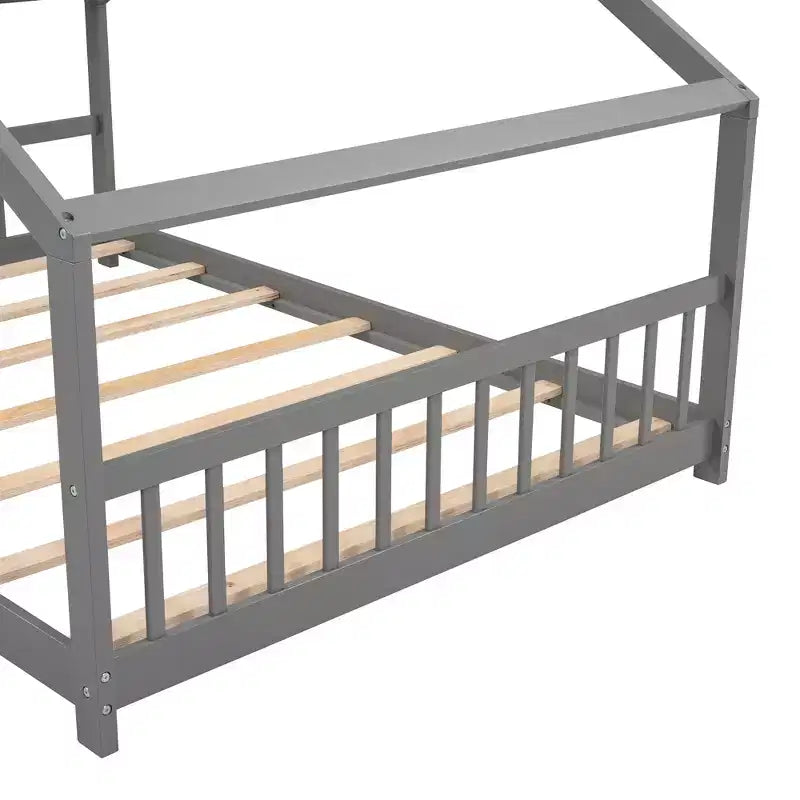 Lit cabane pour enfant avec toit et lattes de support – Gris, sans sommier à ressorts