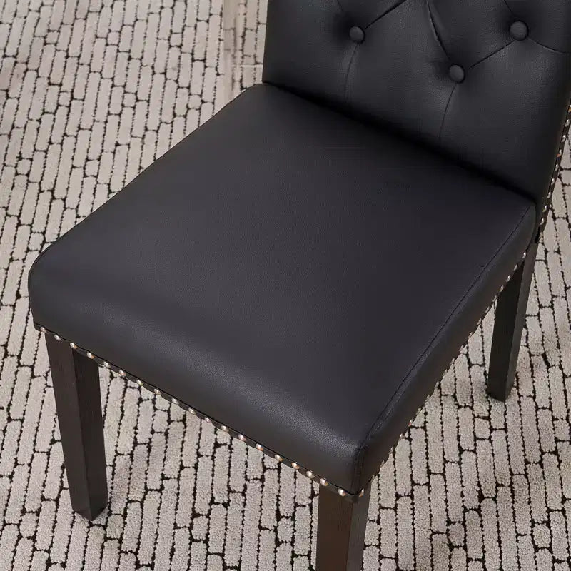 Lot de 2 chaises de salle à manger en similicuir – Dossier haut capitonné et garniture cloutée, 113 kg