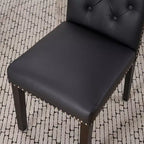 Lot de 2 chaises de salle à manger en similicuir – Dossier haut capitonné et garniture cloutée, 113 kg