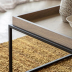Table basse en chêne de style Mid-Century aux lignes épurées