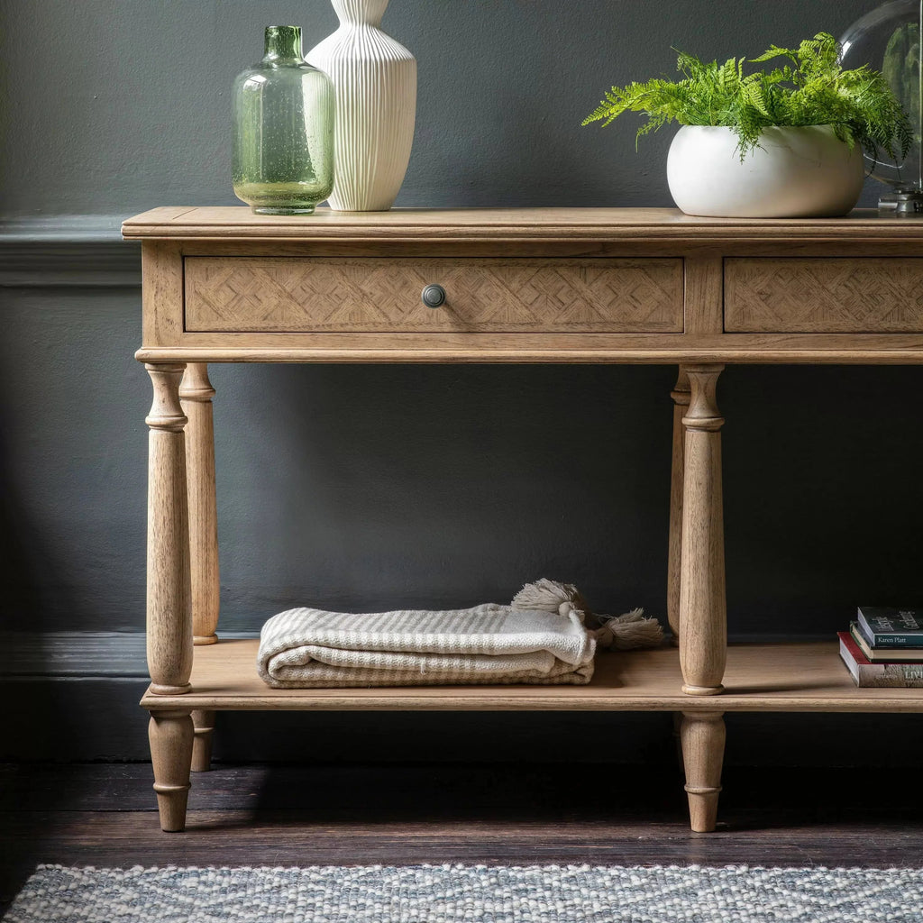 Console de chevet avec 2 tiroirs à incrustation en parquet et pieds tournés