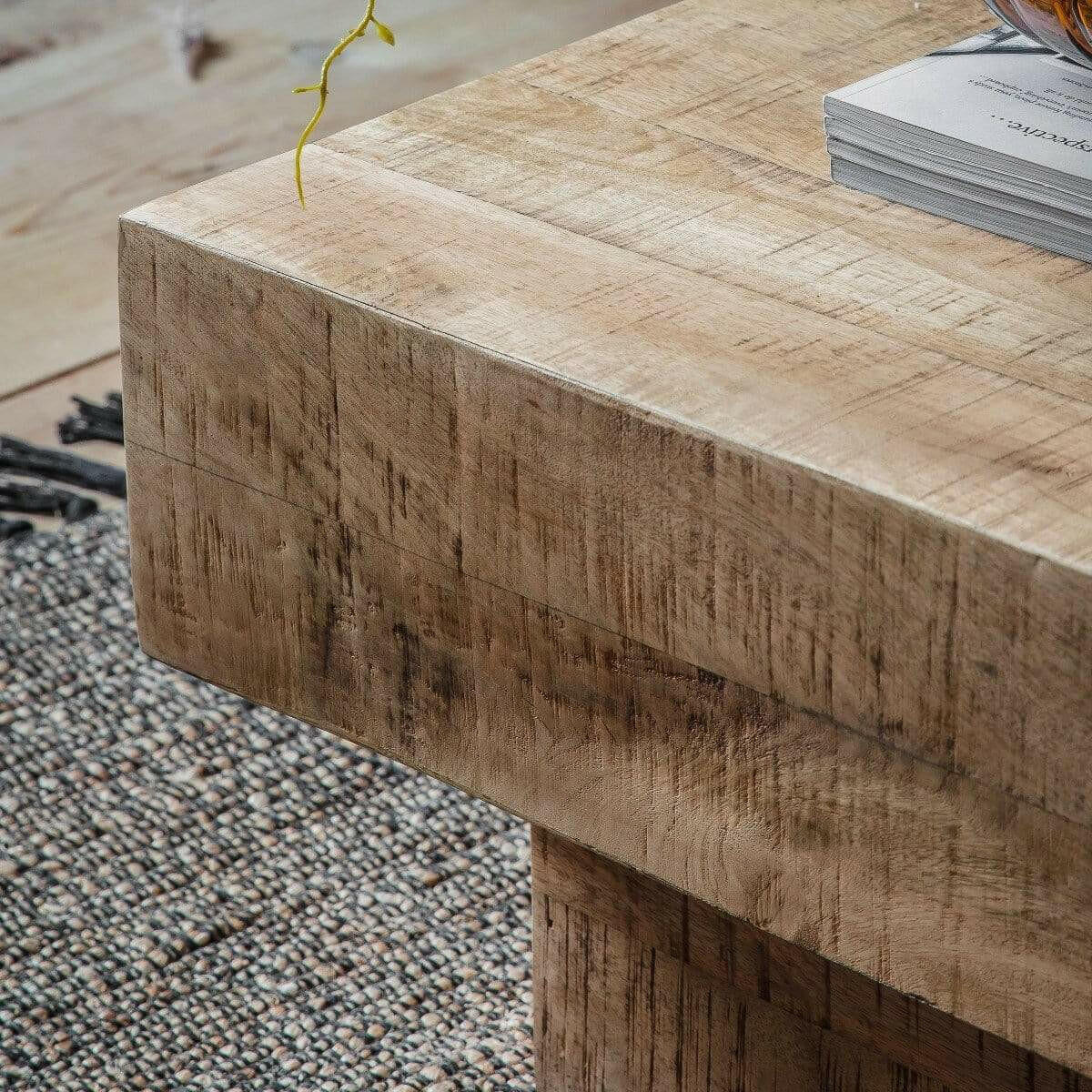 Table basse rustique en bois de manguier avec finition vieillie