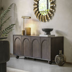 Buffet 4 portes en bois de manguier foncé avec motif en relief d'arches