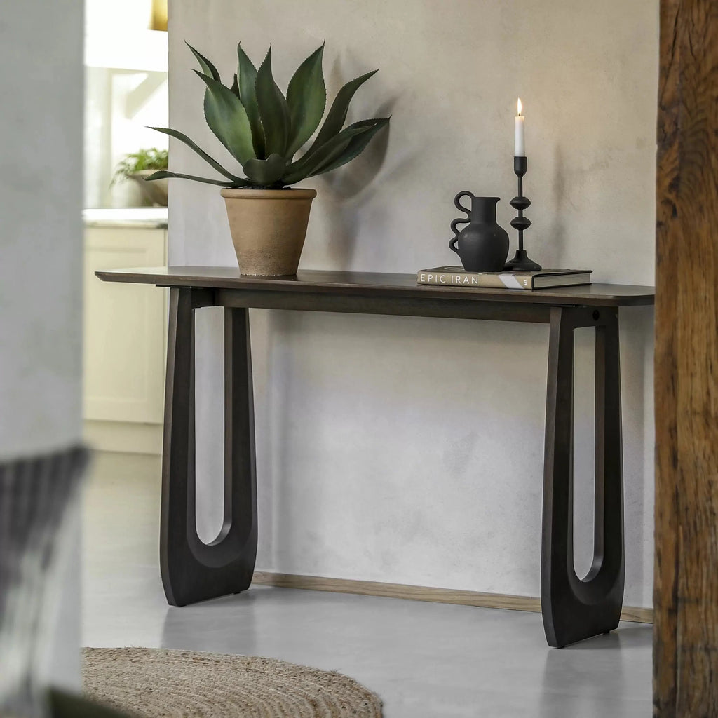 Console en bois de mangue foncé d'inspiration années 70 avec pieds en U