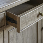 Bahut 3 portes et 3 tiroirs en pin avec finition en bois scié