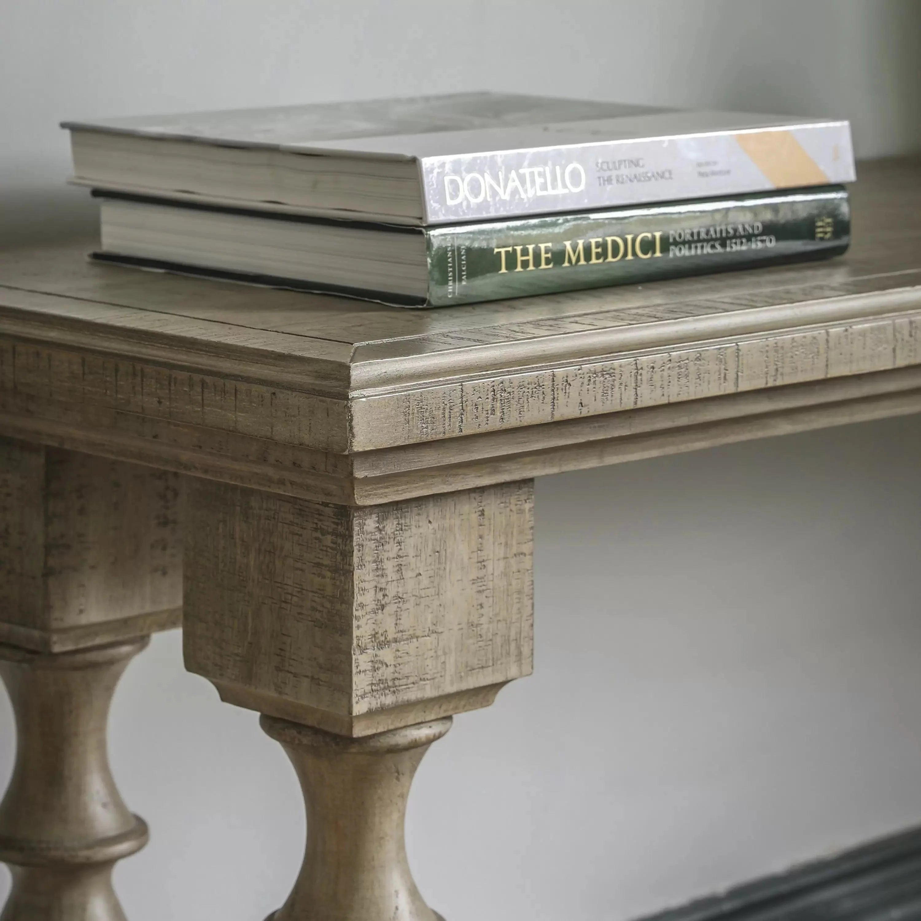 Console en pin rustique avec plateau en bois scié