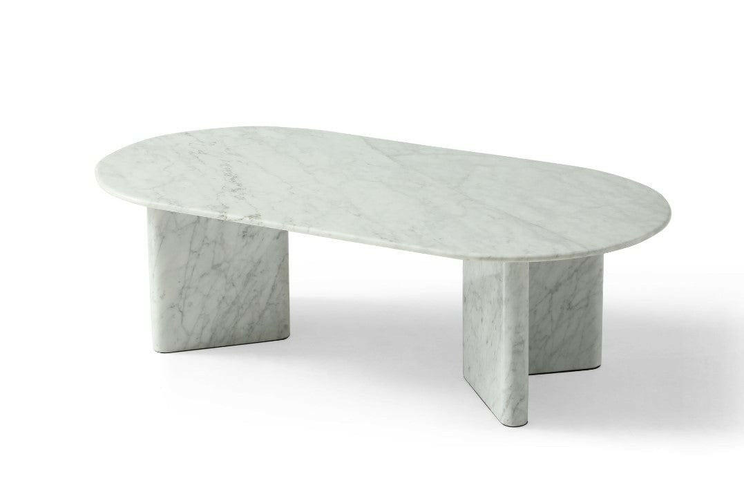 Table basse capsule en marbre blanc de Carrare