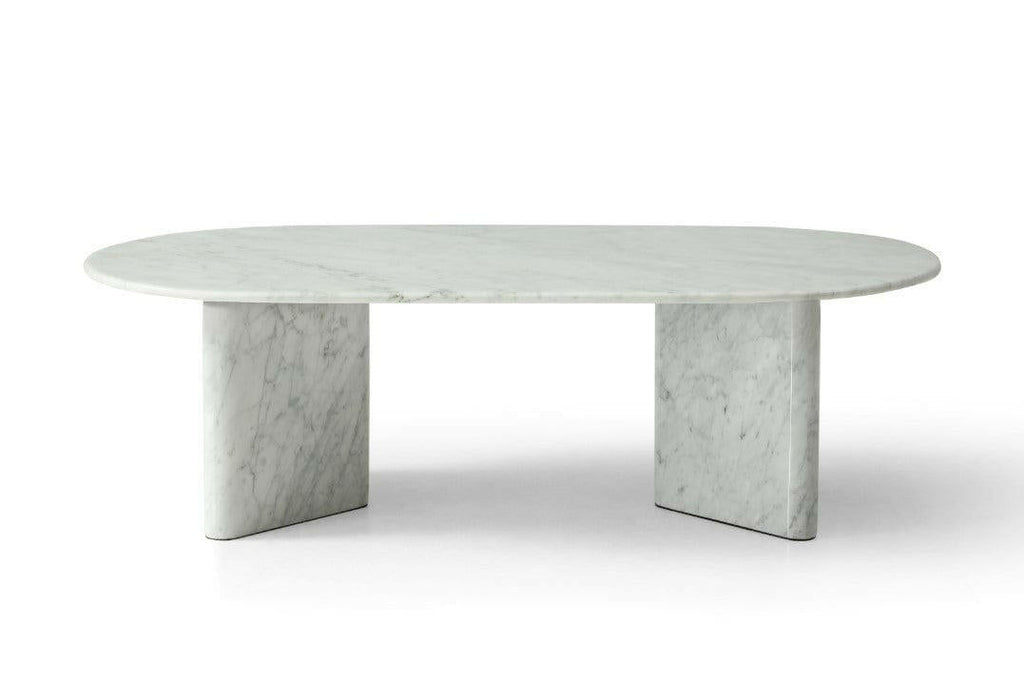 Table basse capsule en marbre blanc de Carrare