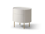 Table de chevet laquée beige avec pieds en laiton et détails côtelés