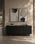Buffet noir satiné mat avec façade décorative et pieds métalliques