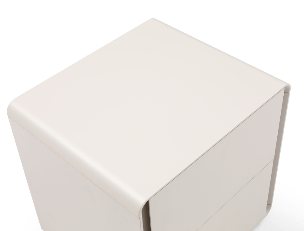 Table de chevet incurvée beige mat au design minimaliste
