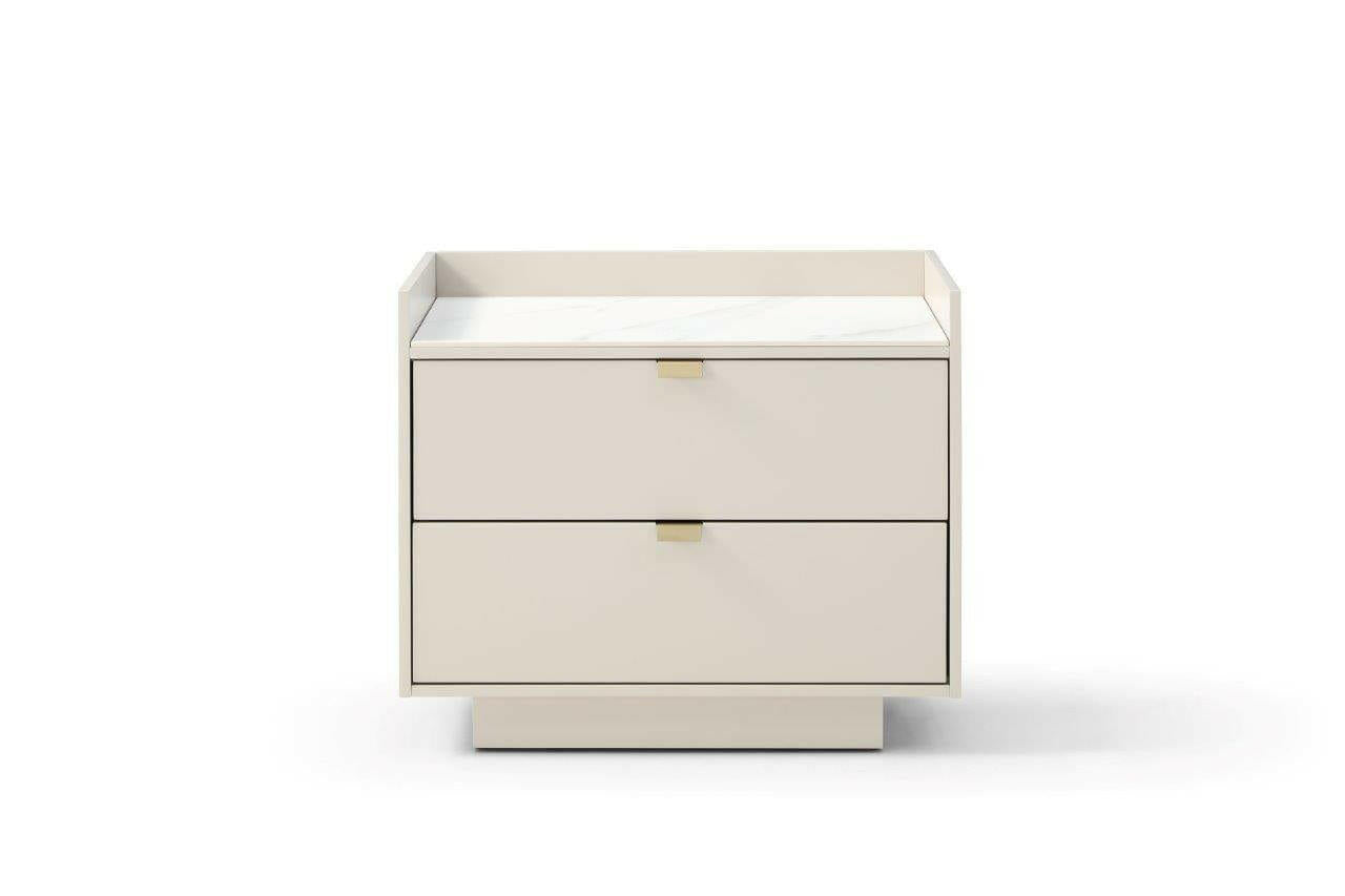 Table de chevet en céramique marbre blanc et beige, avec poignées en laiton et 2 tiroirs