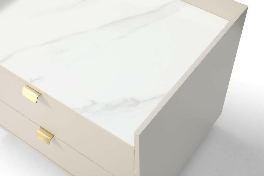 Table de chevet en céramique marbre blanc et beige, avec poignées en laiton et 2 tiroirs